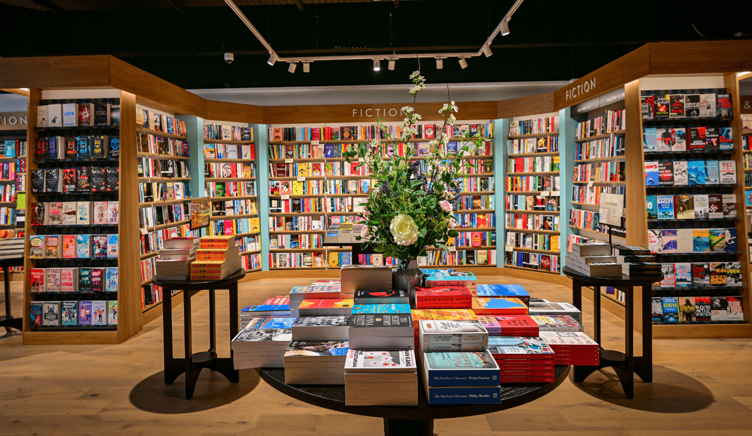 Waterstones opens at White Rose